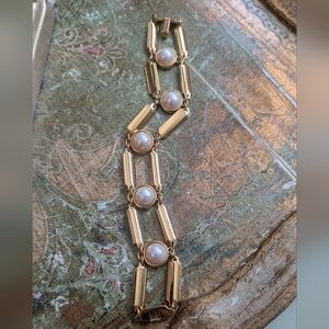 Monet Gold Pearl Link Bracelet - Elegant Women